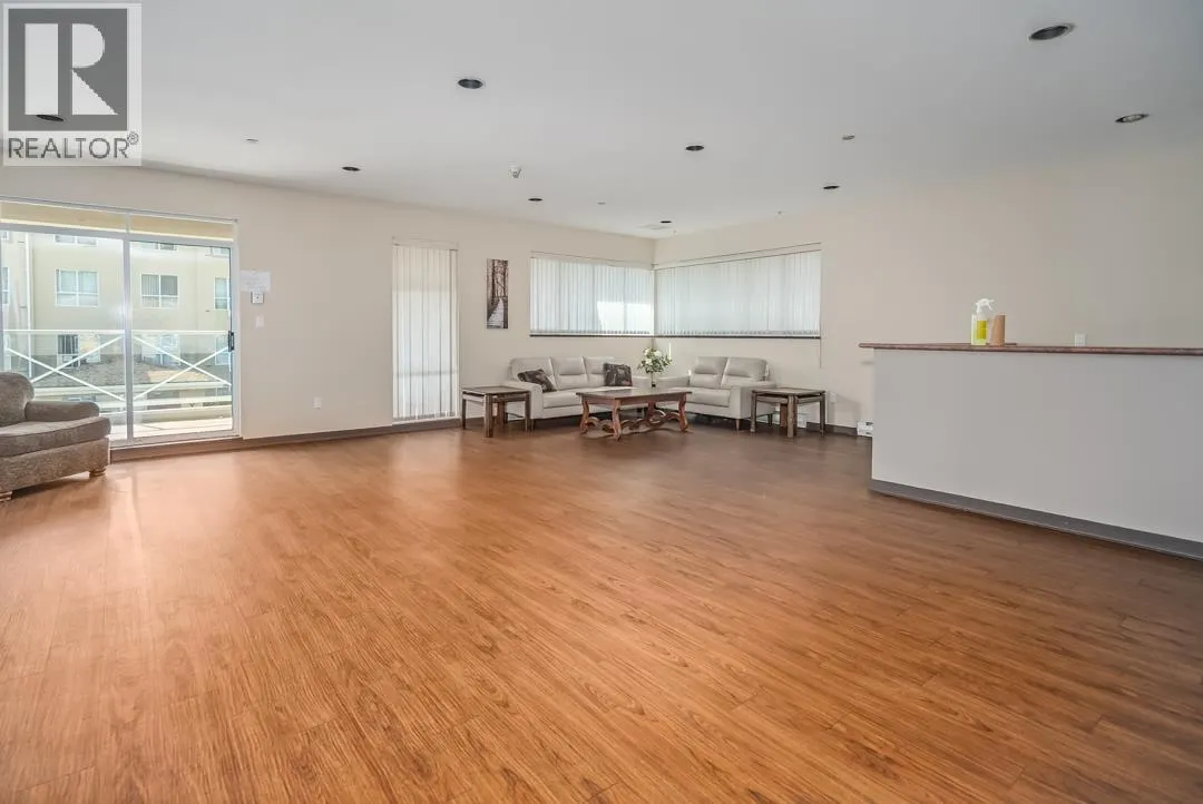 308 2551 PARKVIEW LANE