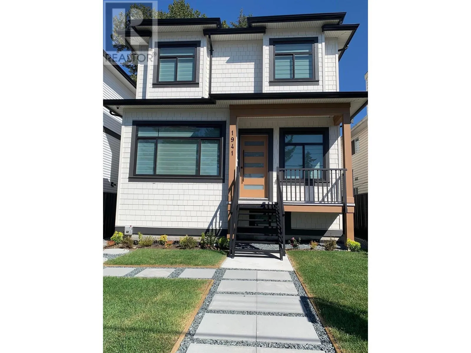 1941 PRAIRIE AVENUE