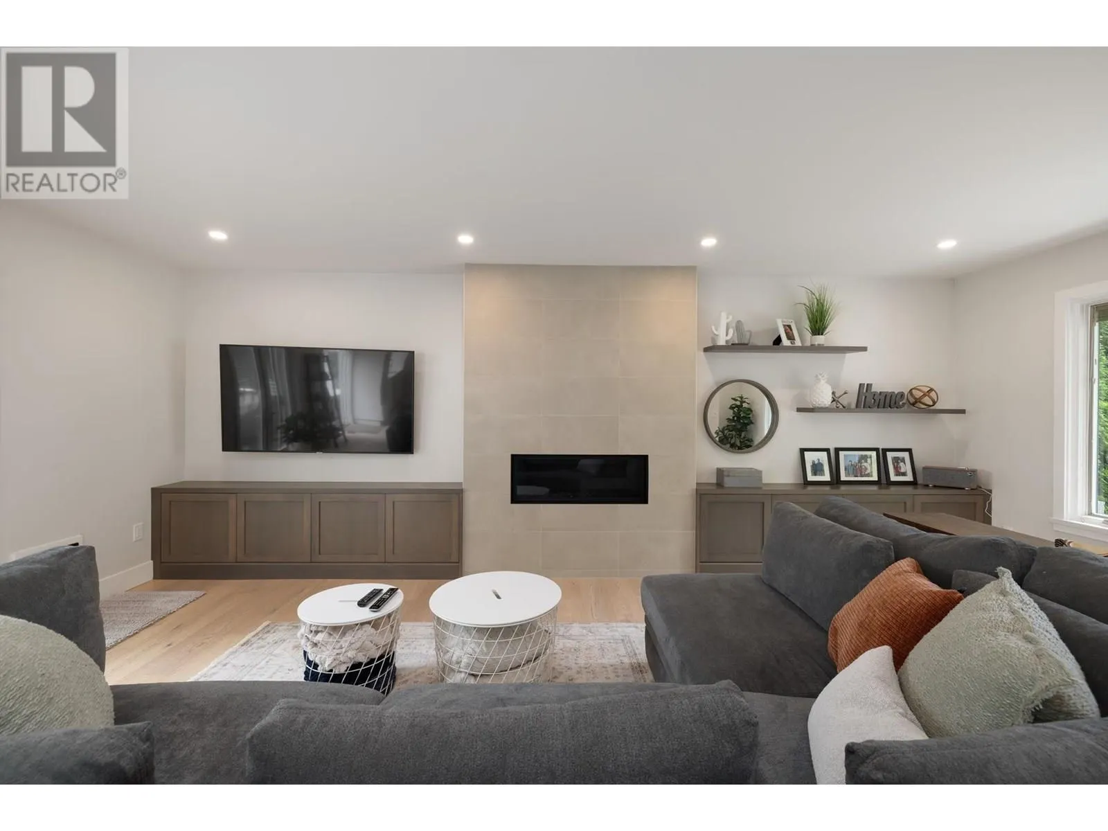 2678 AILSA CRESCENT