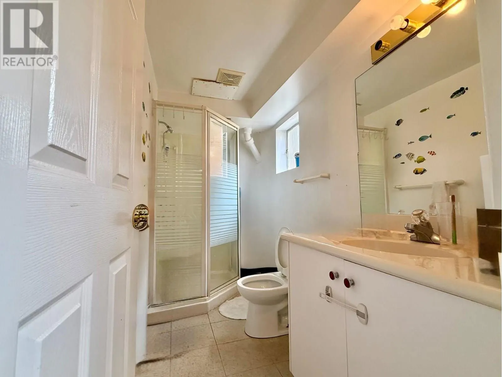 2381 OLIVER CRESCENT