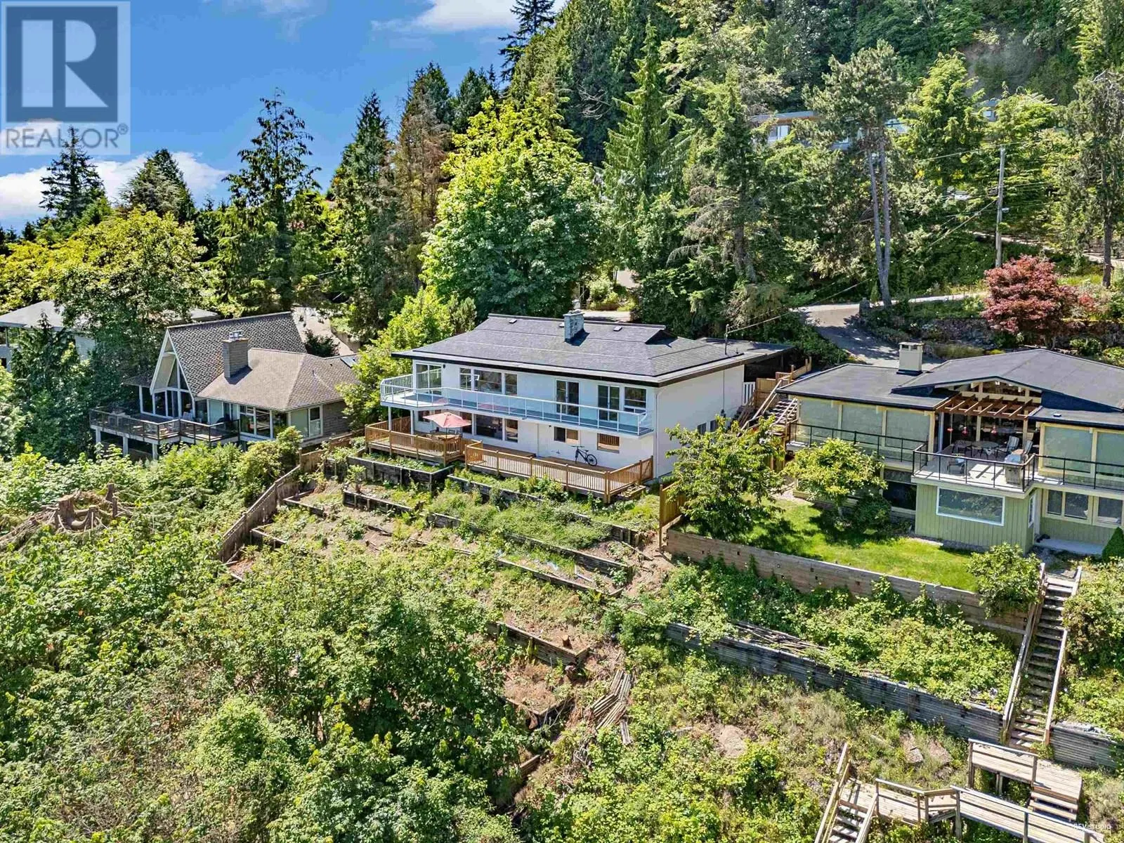 818 YOUNETTE DRIVE