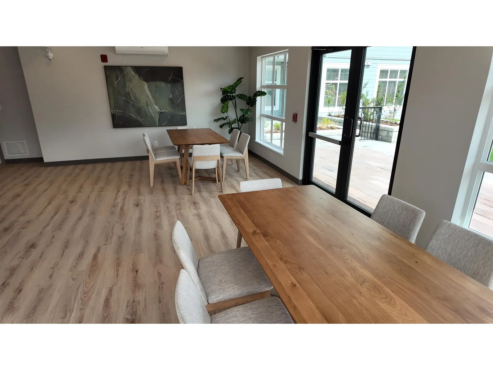 304 33920 BEST AVENUE