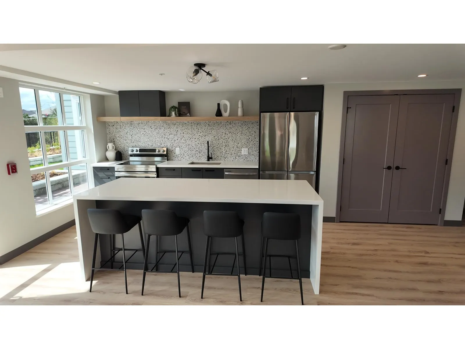 304 33920 BEST AVENUE