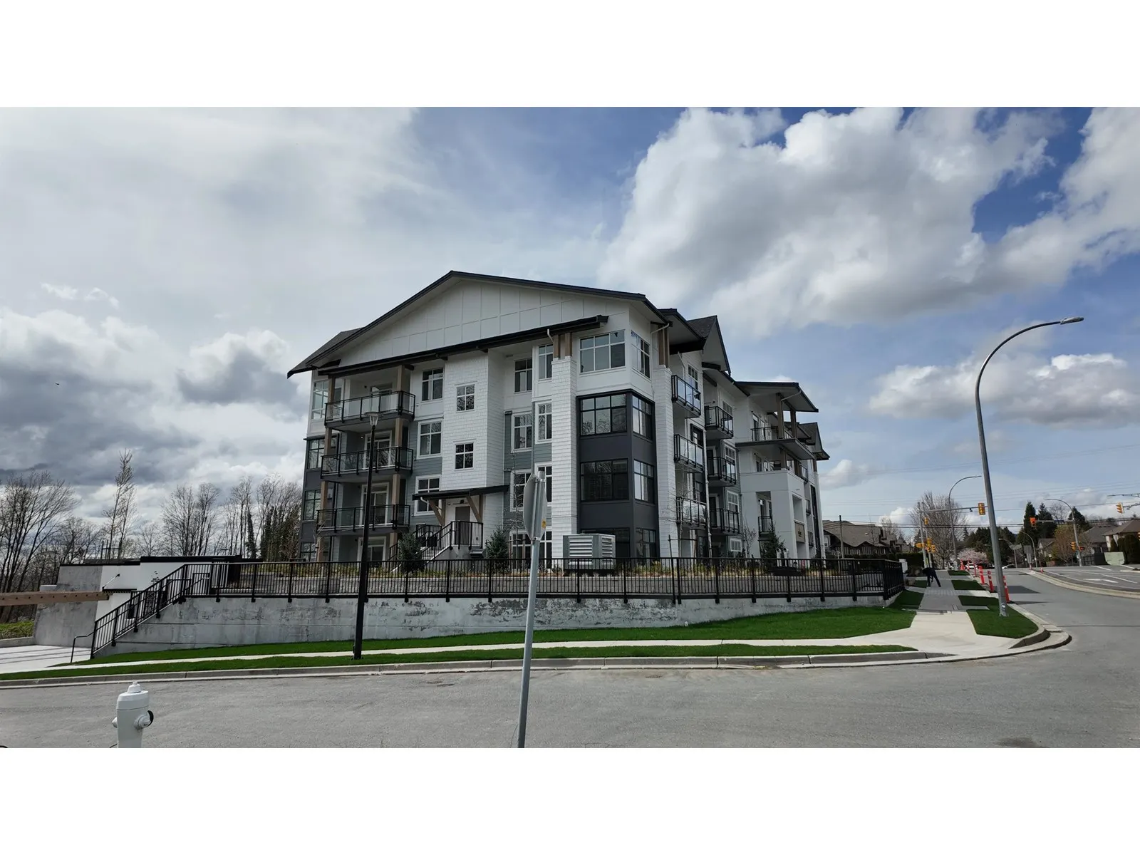 304 33920 BEST AVENUE