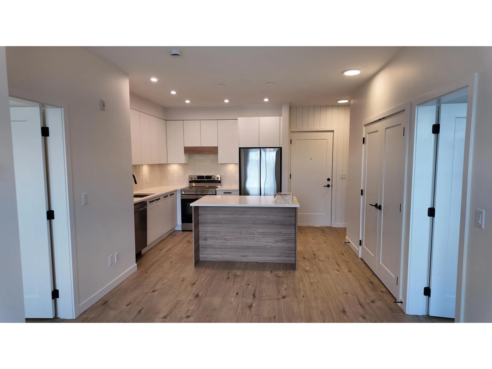 304 33920 BEST AVENUE