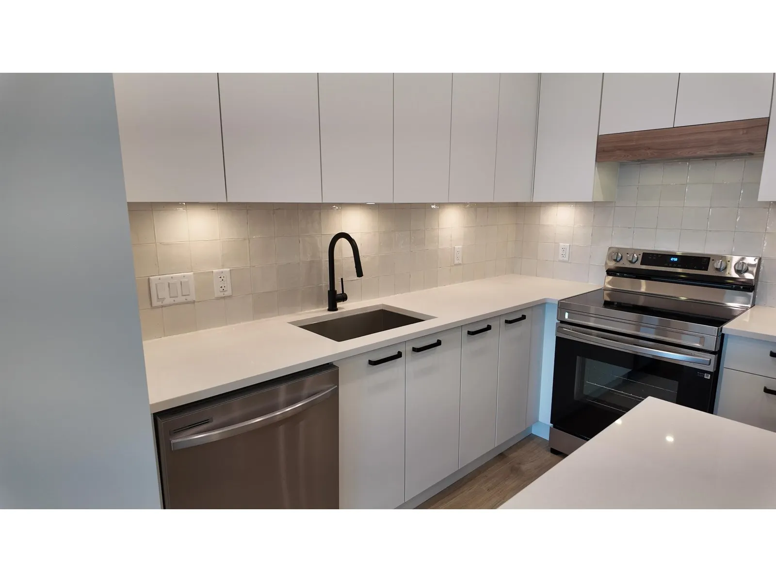 304 33920 BEST AVENUE
