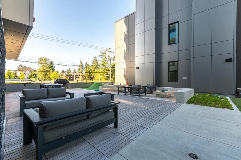 1902 1588 JOHNSTON ROAD