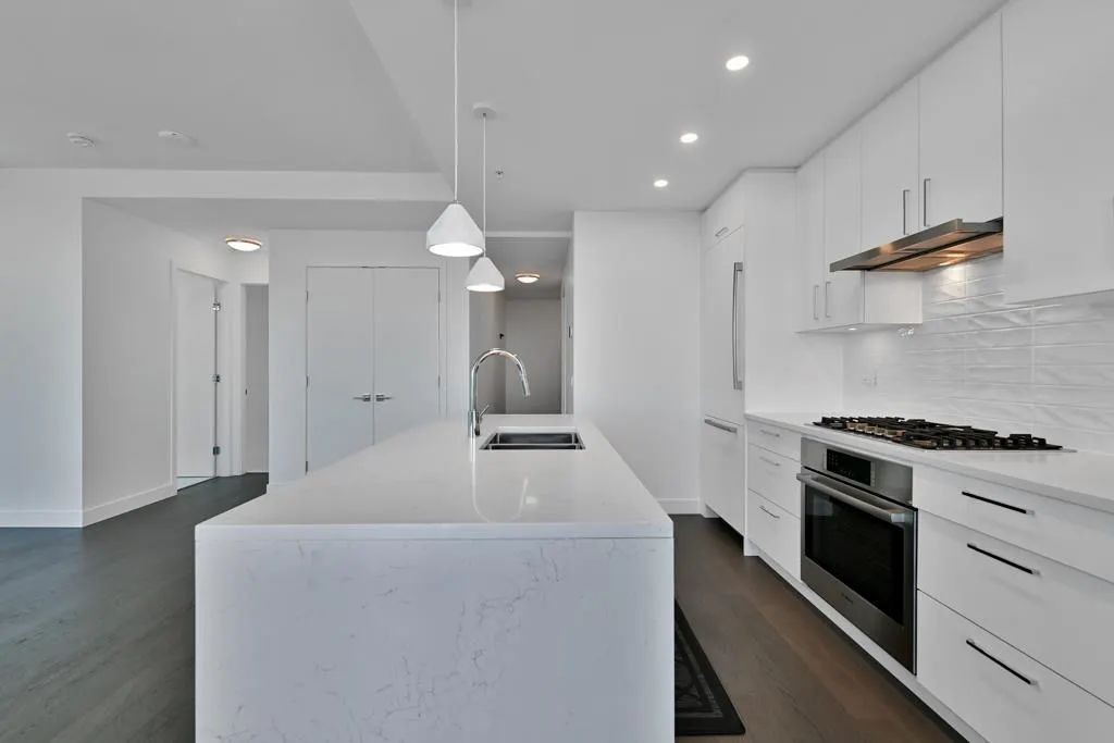 1902 1588 JOHNSTON ROAD