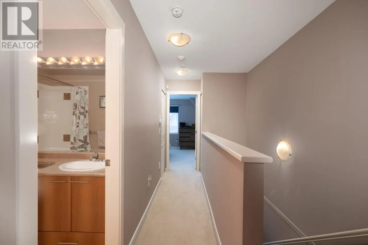 52 2000 PANORAMA DRIVE
