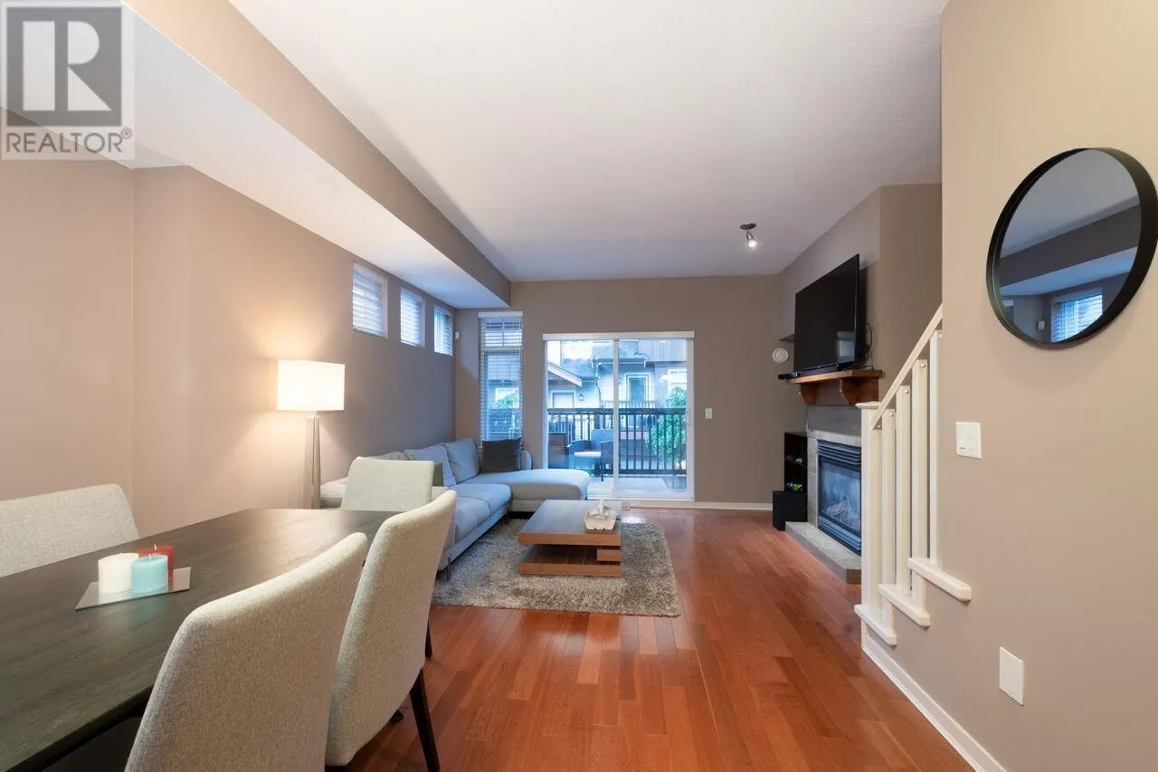52 2000 PANORAMA DRIVE