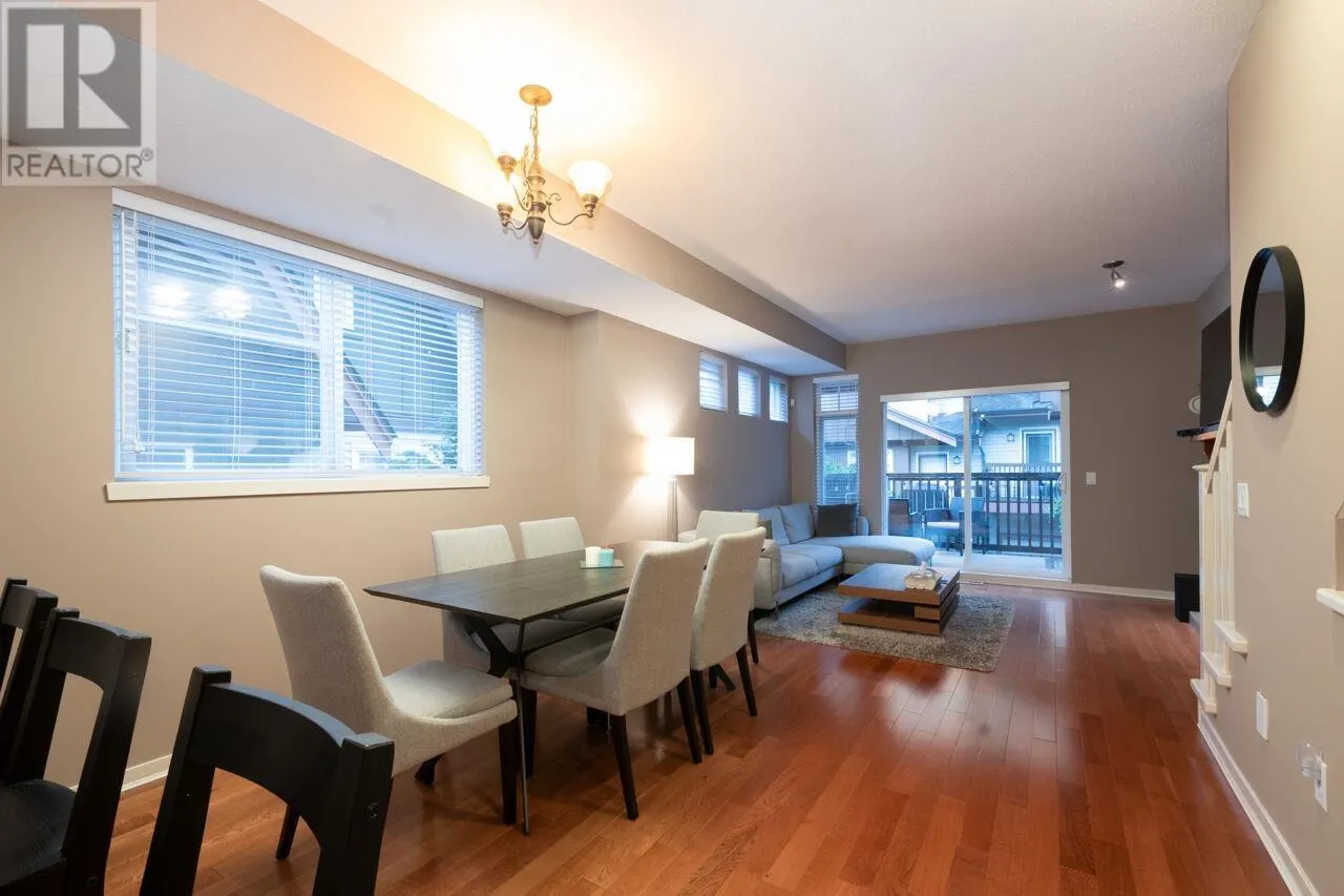 52 2000 PANORAMA DRIVE
