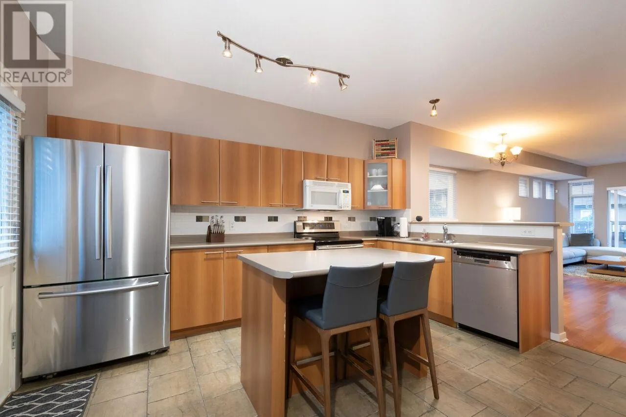 52 2000 PANORAMA DRIVE