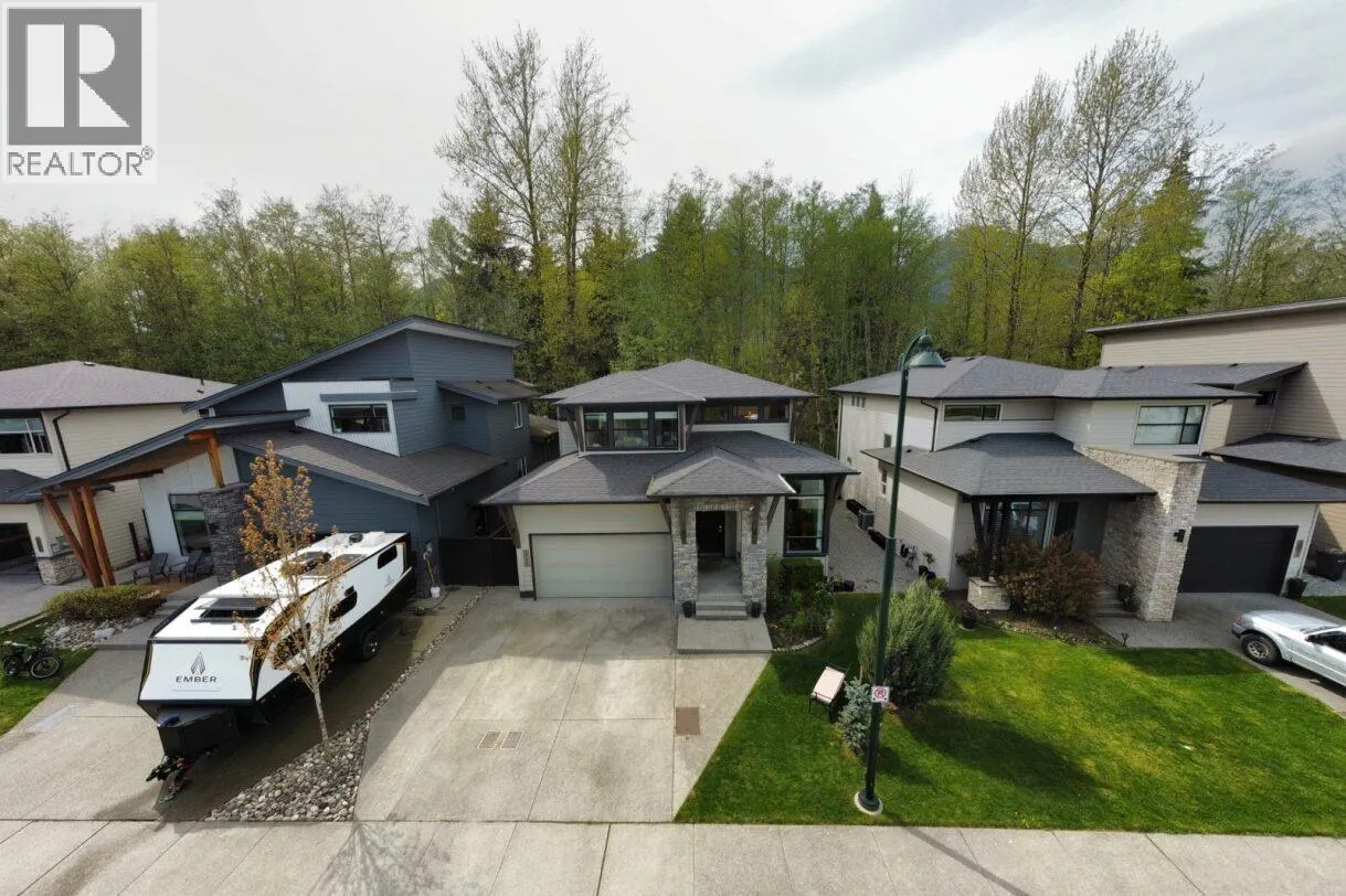 39253 FALCON CRESCENT