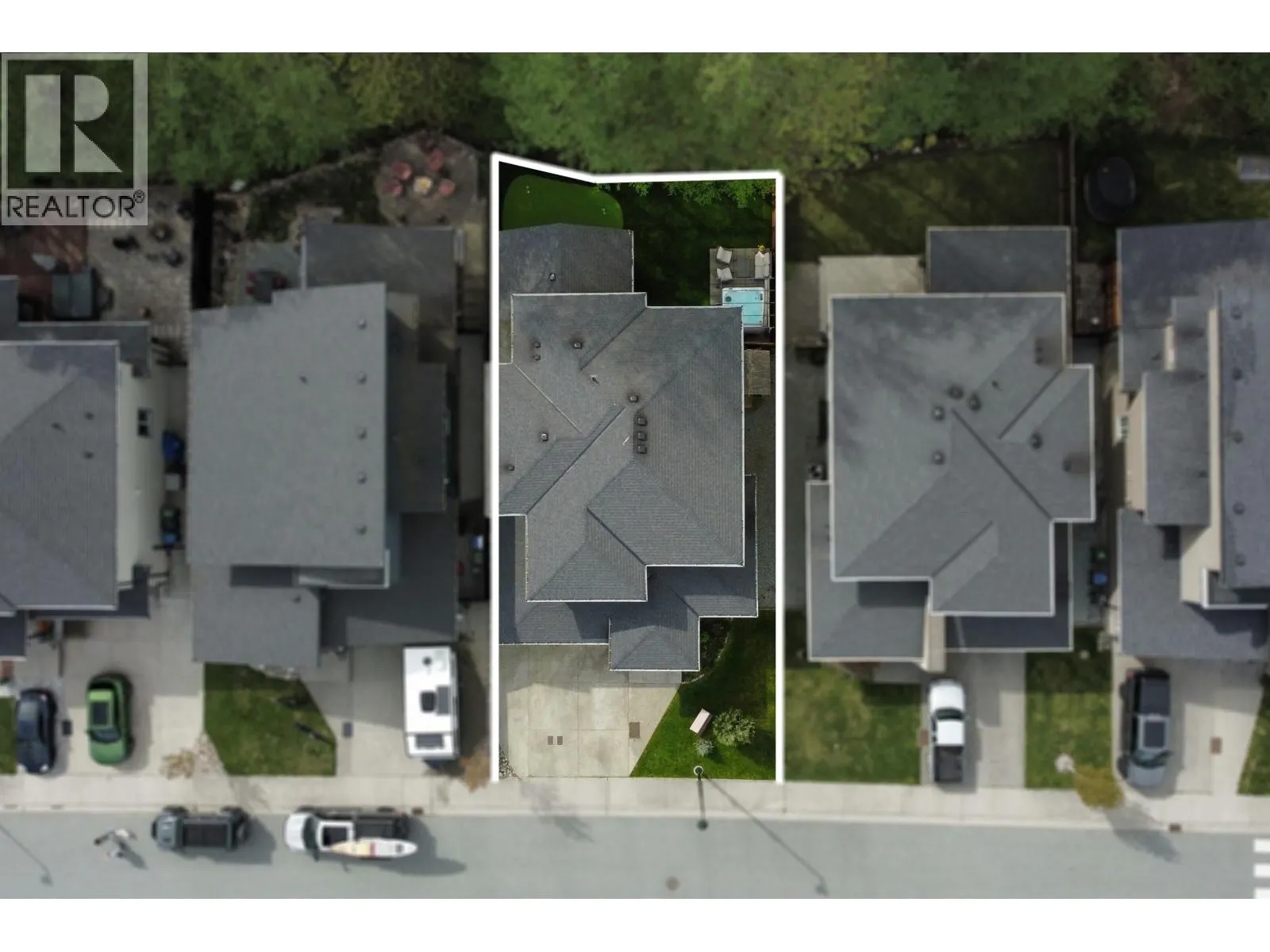 39253 FALCON CRESCENT