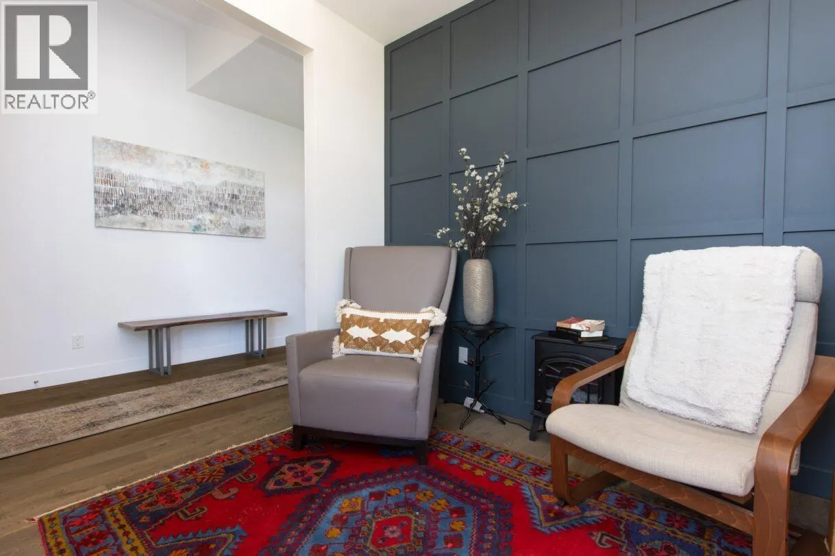 39253 FALCON CRESCENT