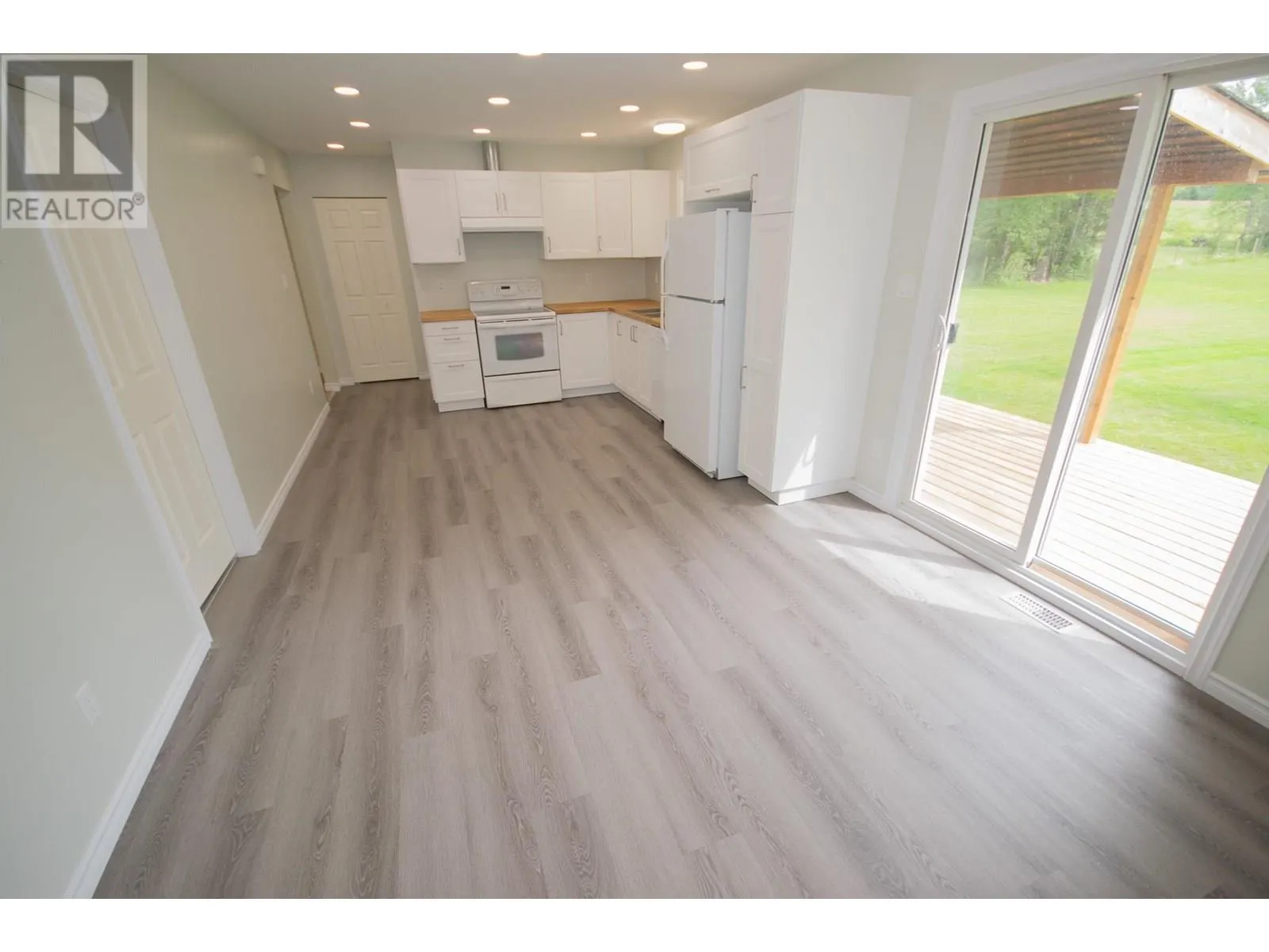 2056 W SALES ROAD