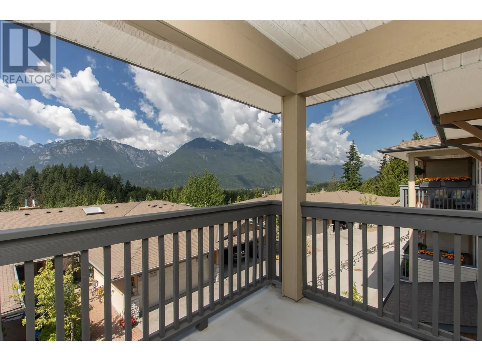 4 1024 GLACIER VIEW DRIVE