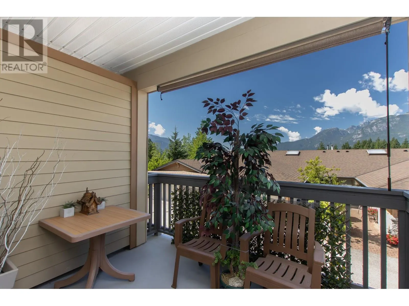 4 1024 GLACIER VIEW DRIVE