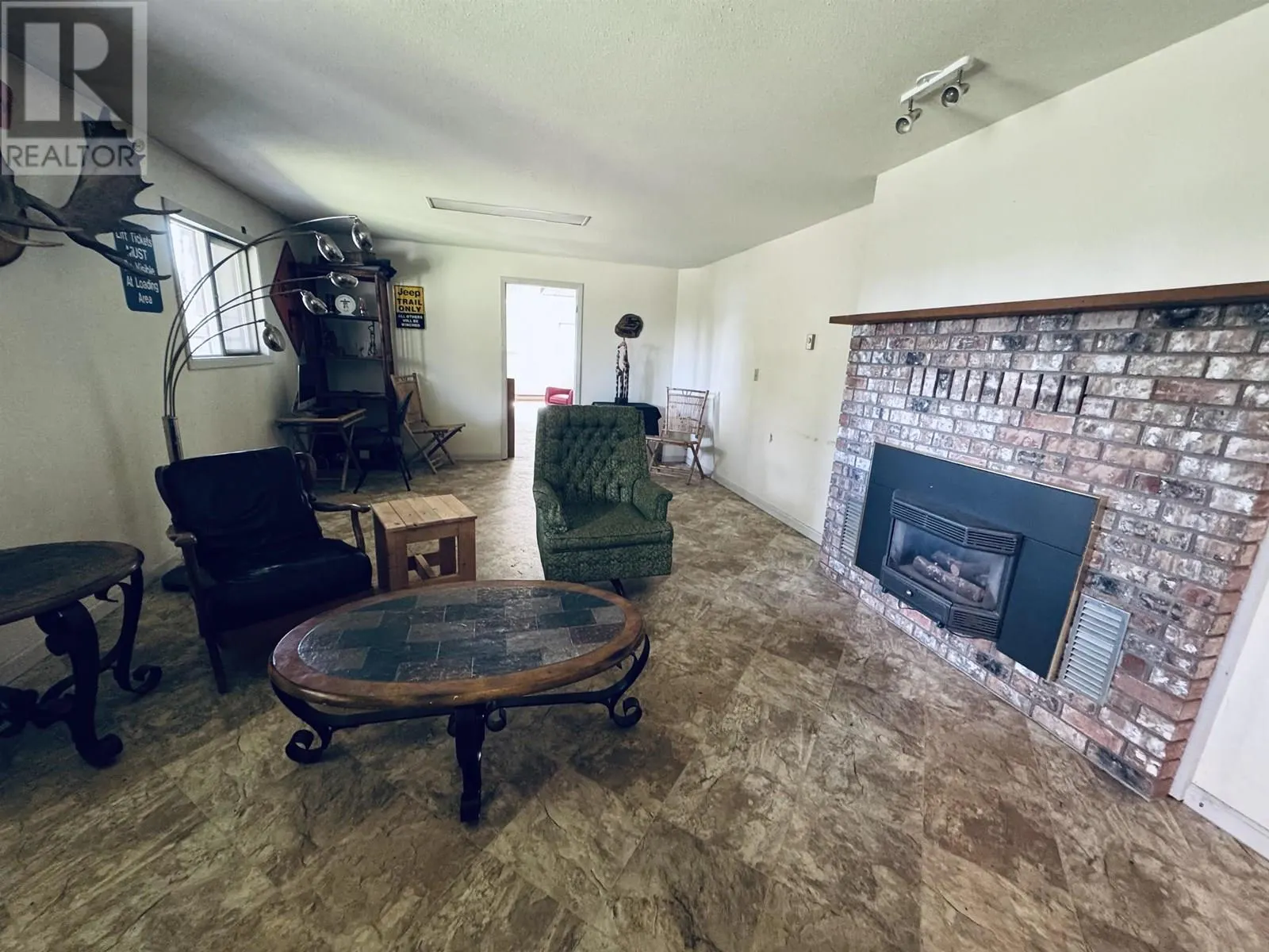 759 WINGER ROAD