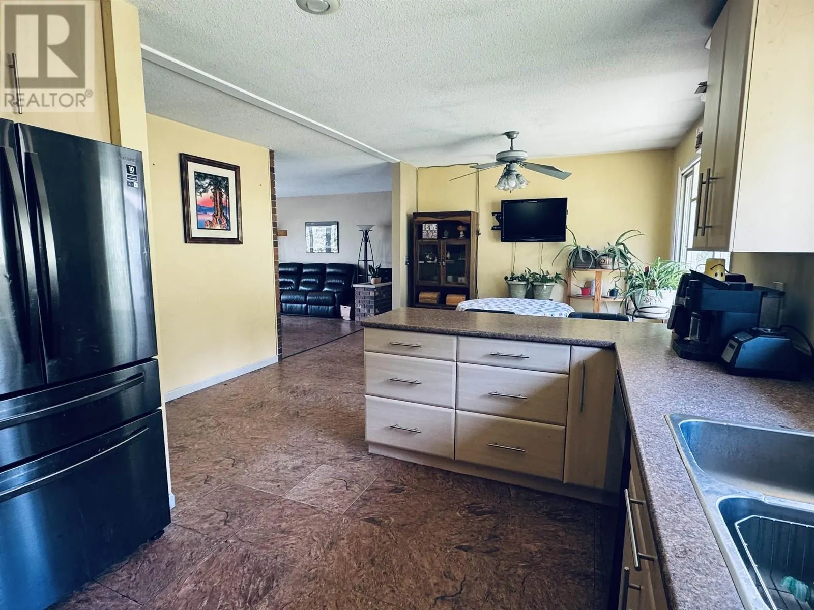 759 WINGER ROAD
