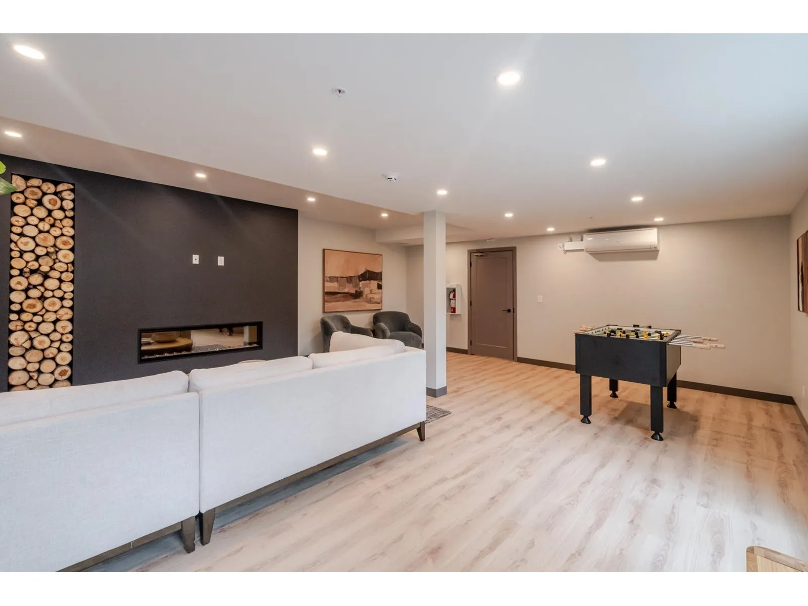 302 33920 BEST AVENUE