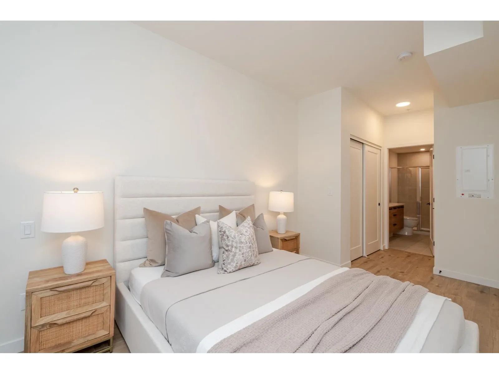 302 33920 BEST AVENUE