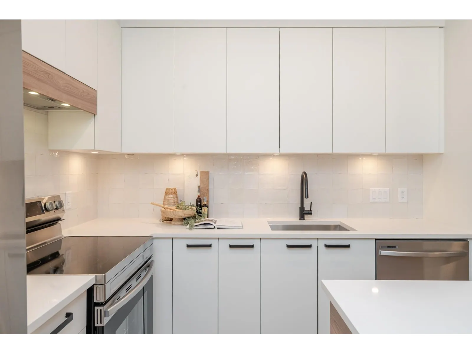 302 33920 BEST AVENUE