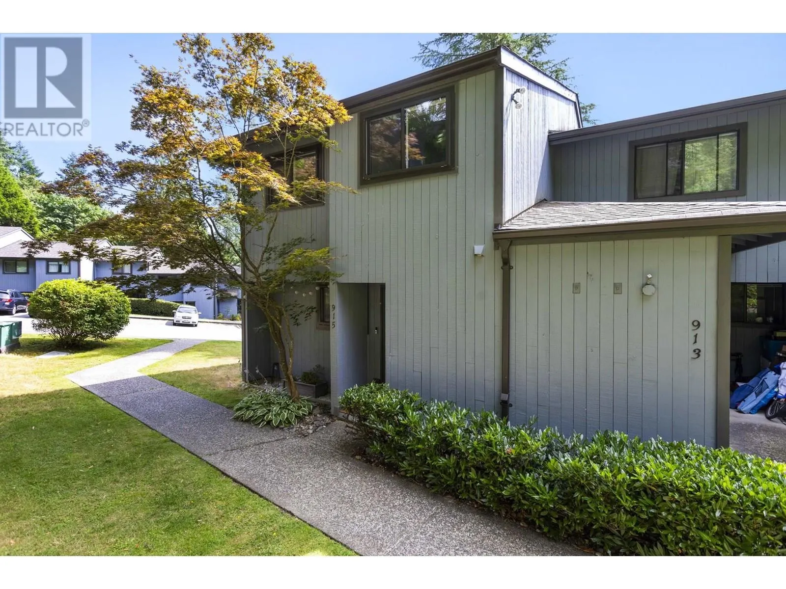 915 BRITTON DRIVE