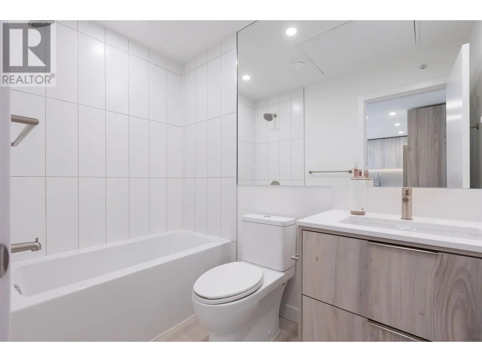 PH617 3596 MALSUM DRIVE