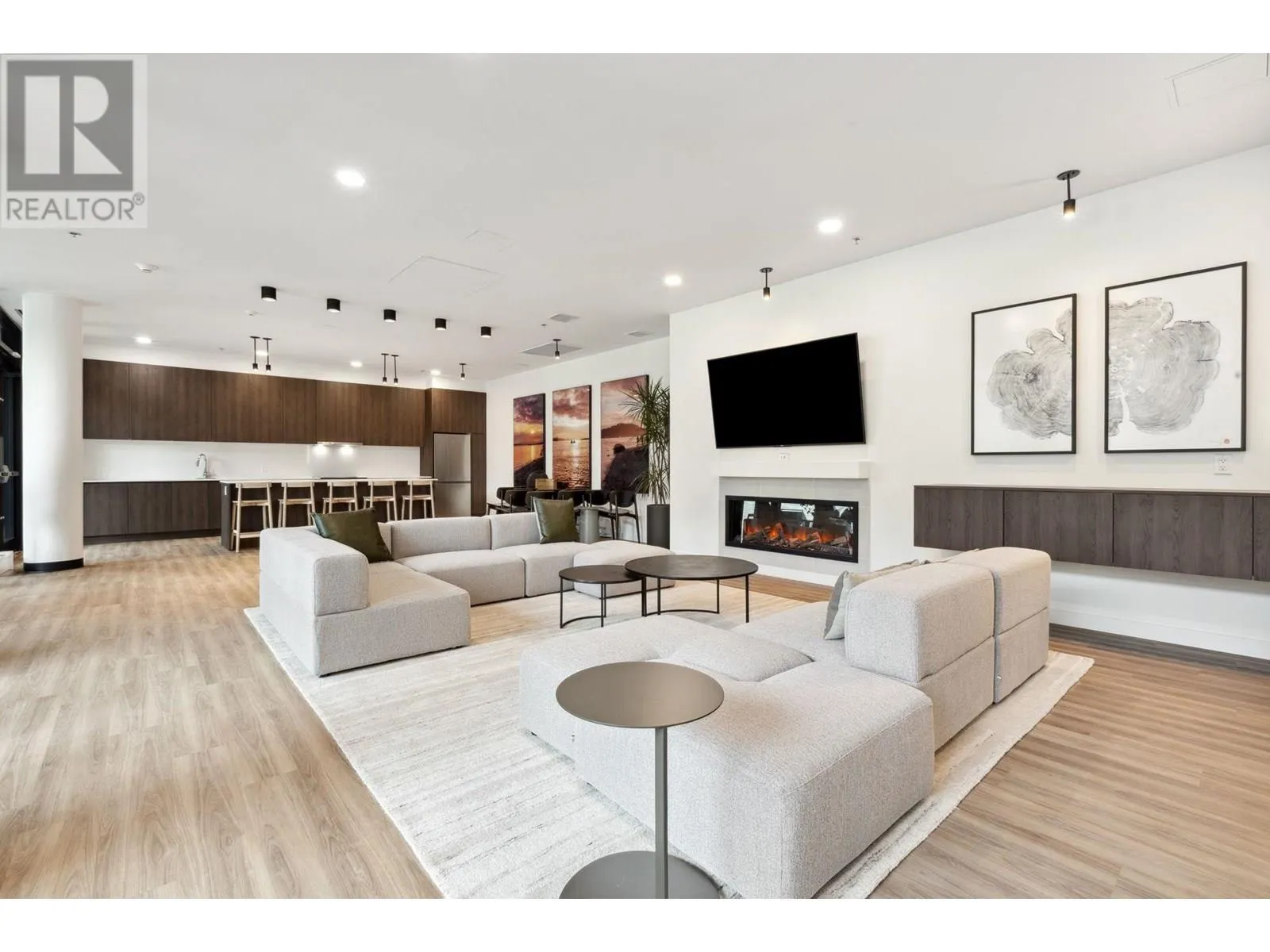PH617 3596 MALSUM DRIVE