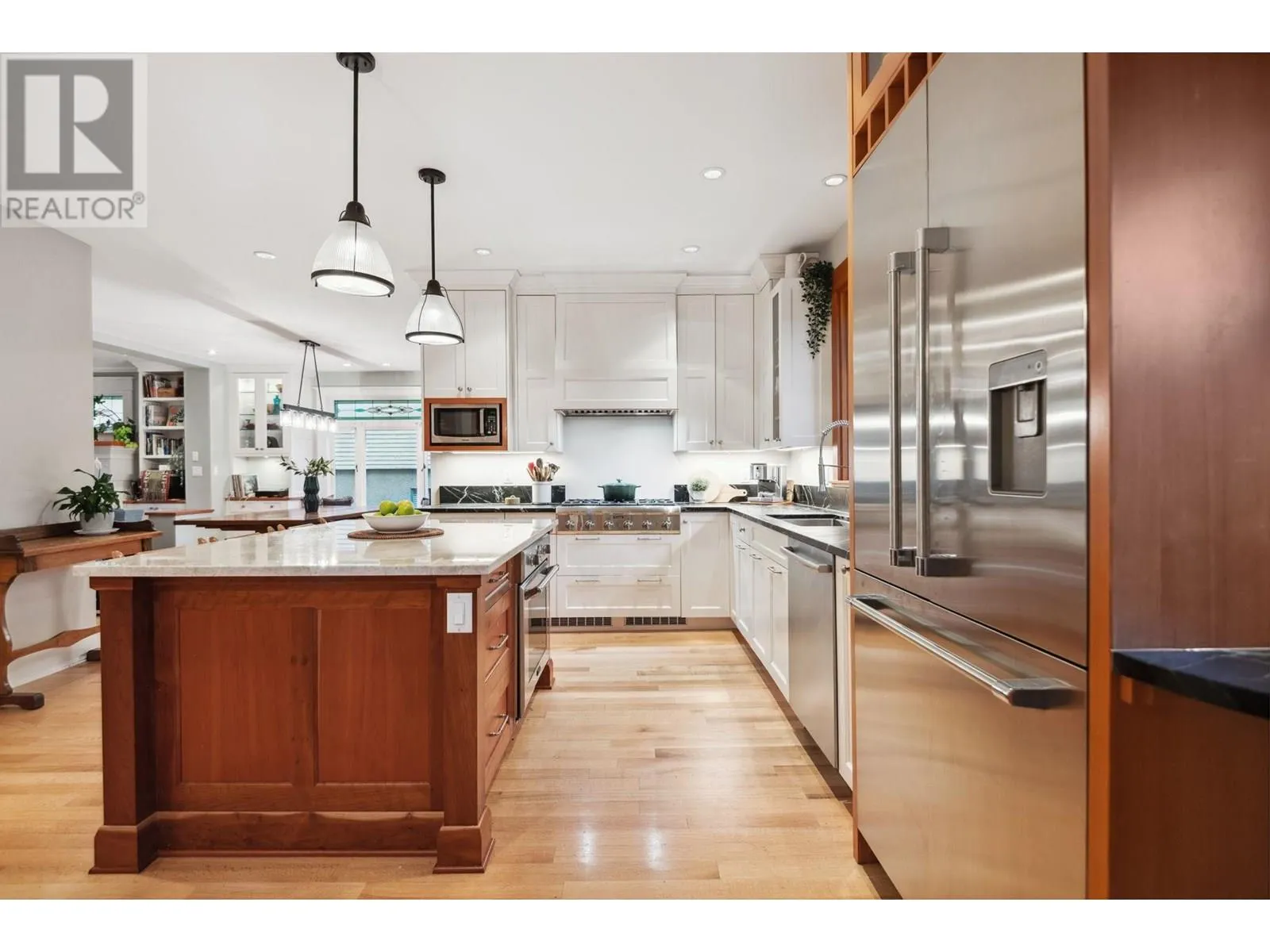 346 E 5TH STREET