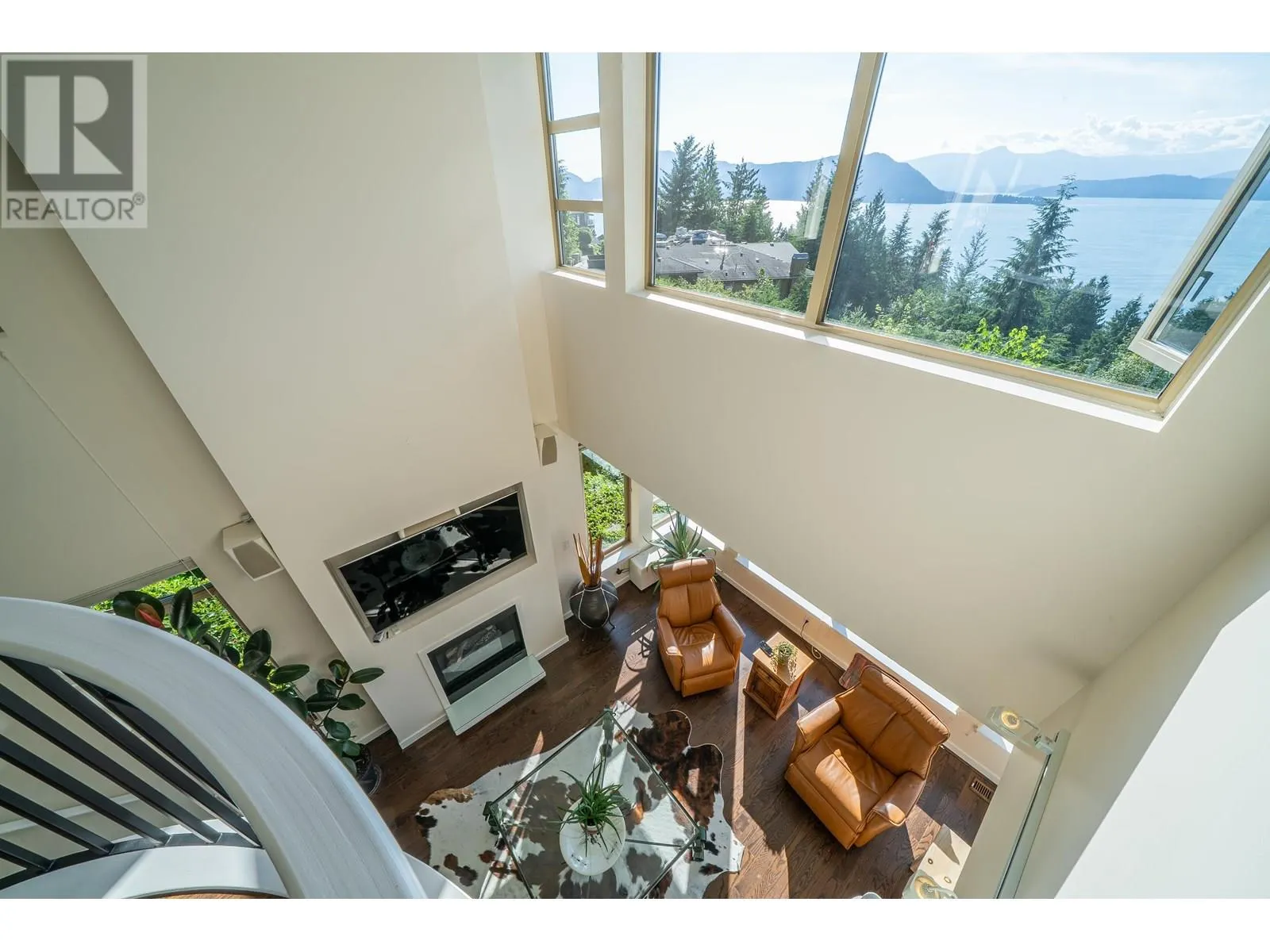 8664 SEASCAPE DRIVE