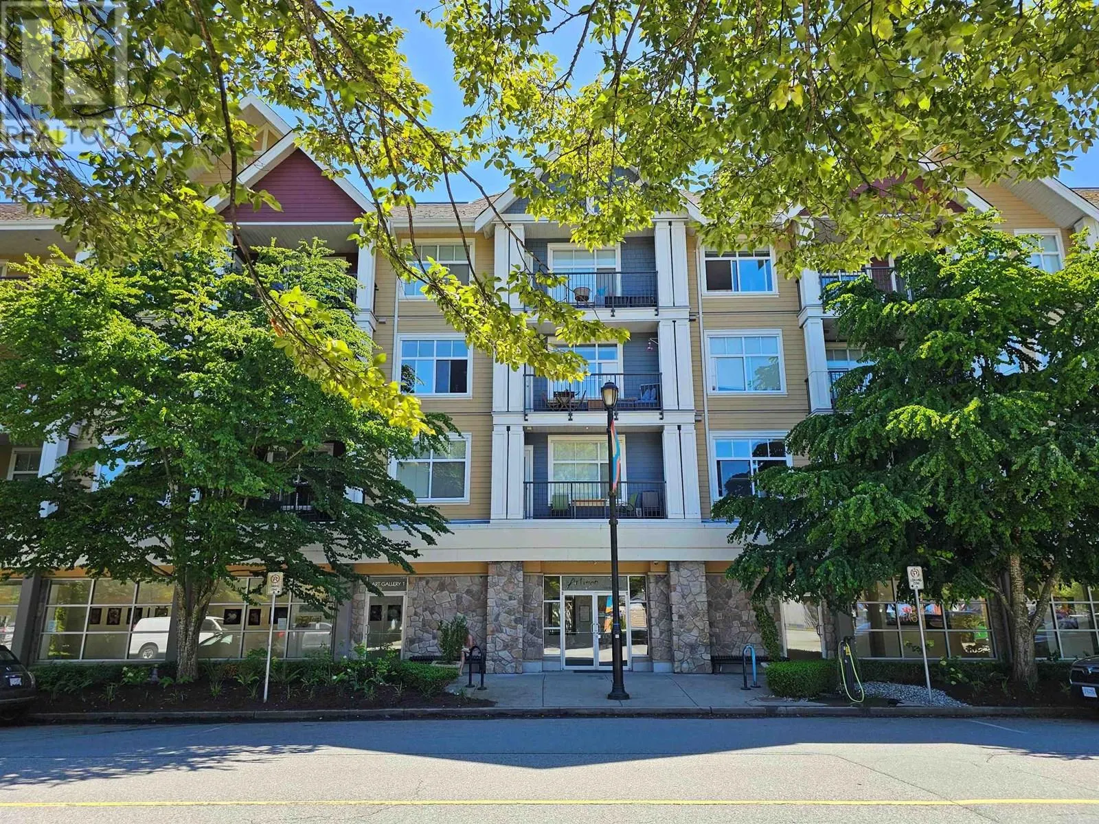 418 1336 MAIN STREET