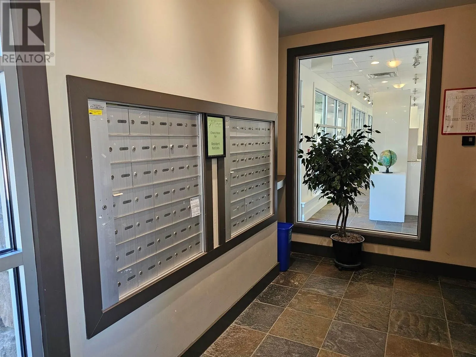 418 1336 MAIN STREET