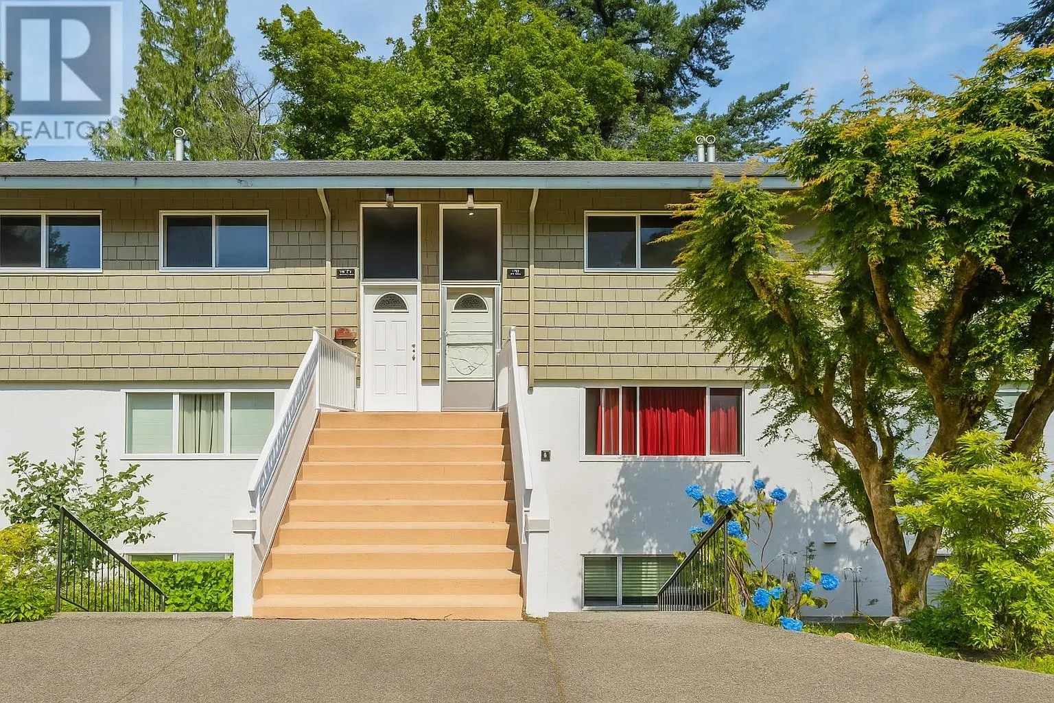 1134 CHATEAU PLACE