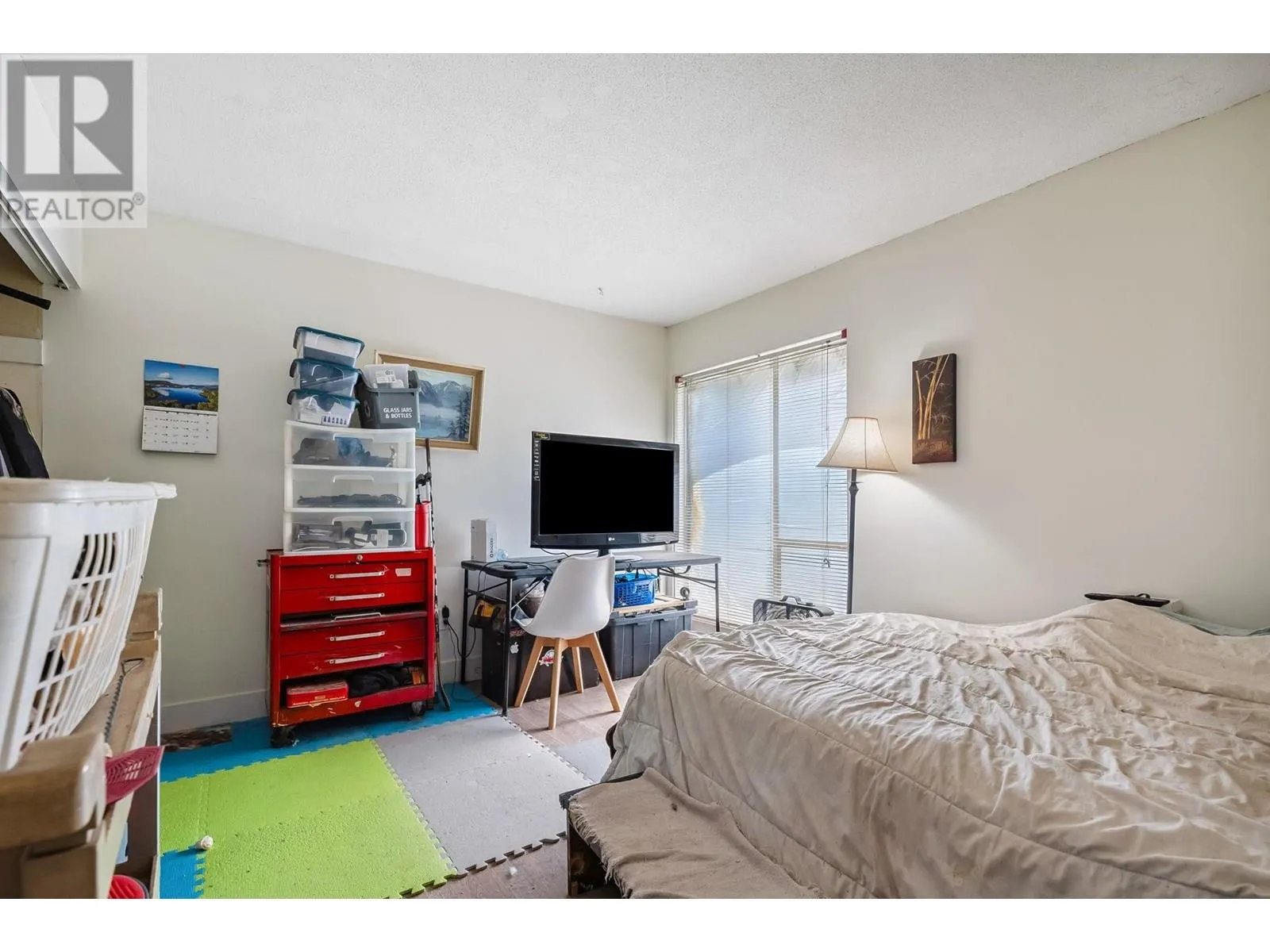 1134 CHATEAU PLACE