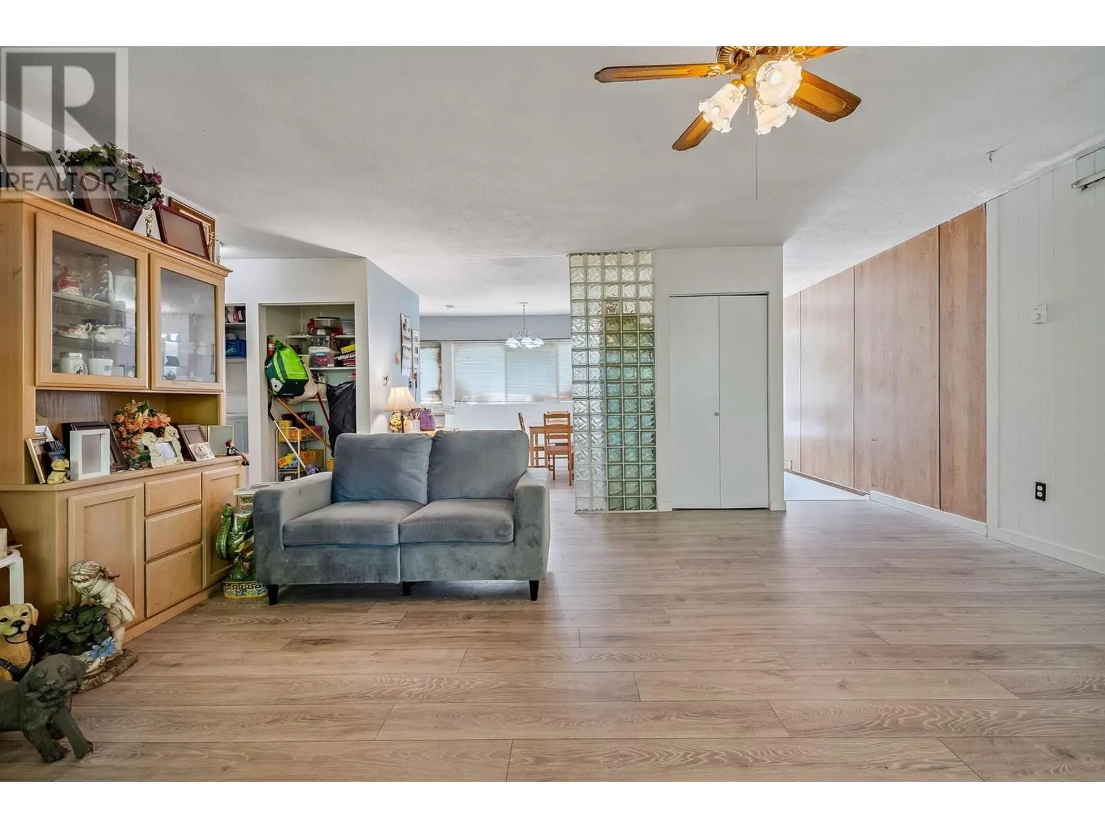 1134 CHATEAU PLACE