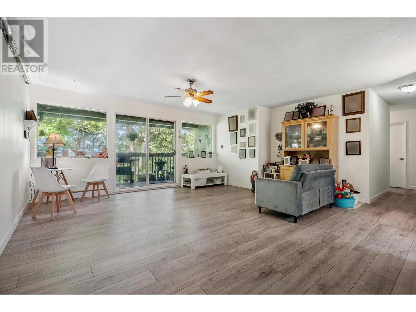 1134 CHATEAU PLACE