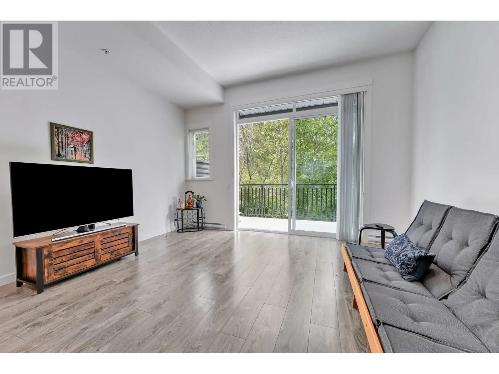 25 2358 RANGER LANE
