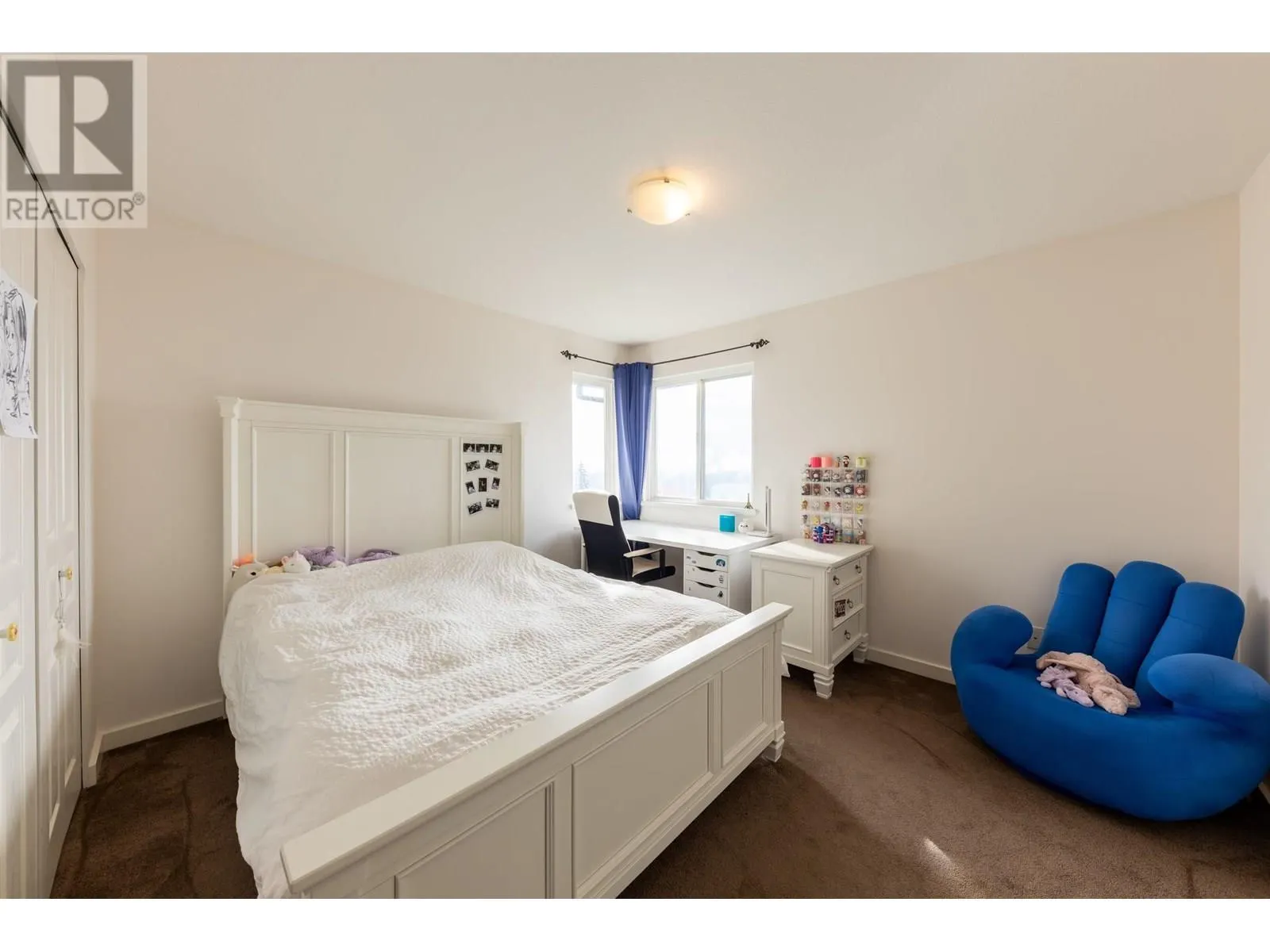 23 FERNWAY DRIVE
