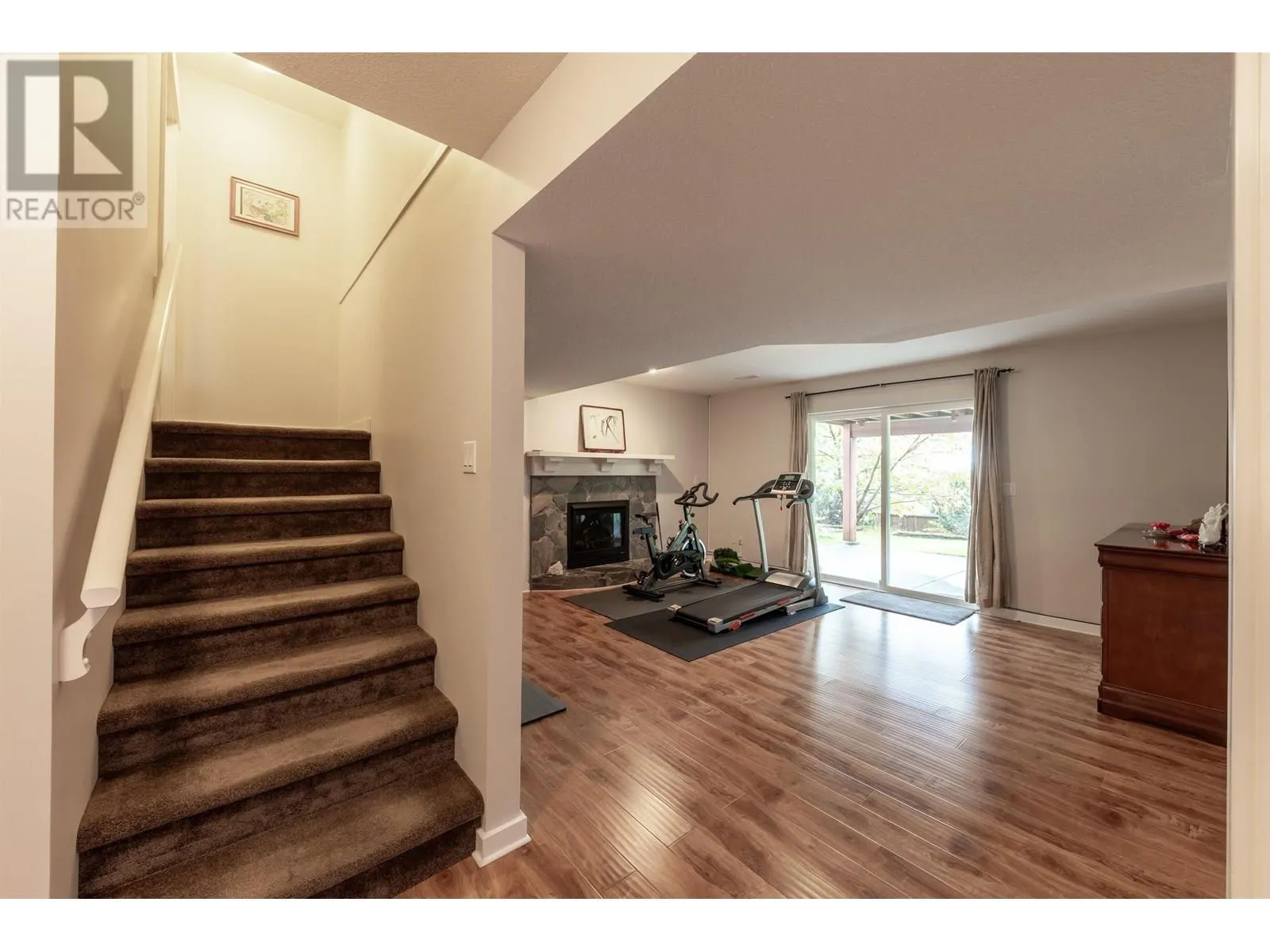 23 FERNWAY DRIVE