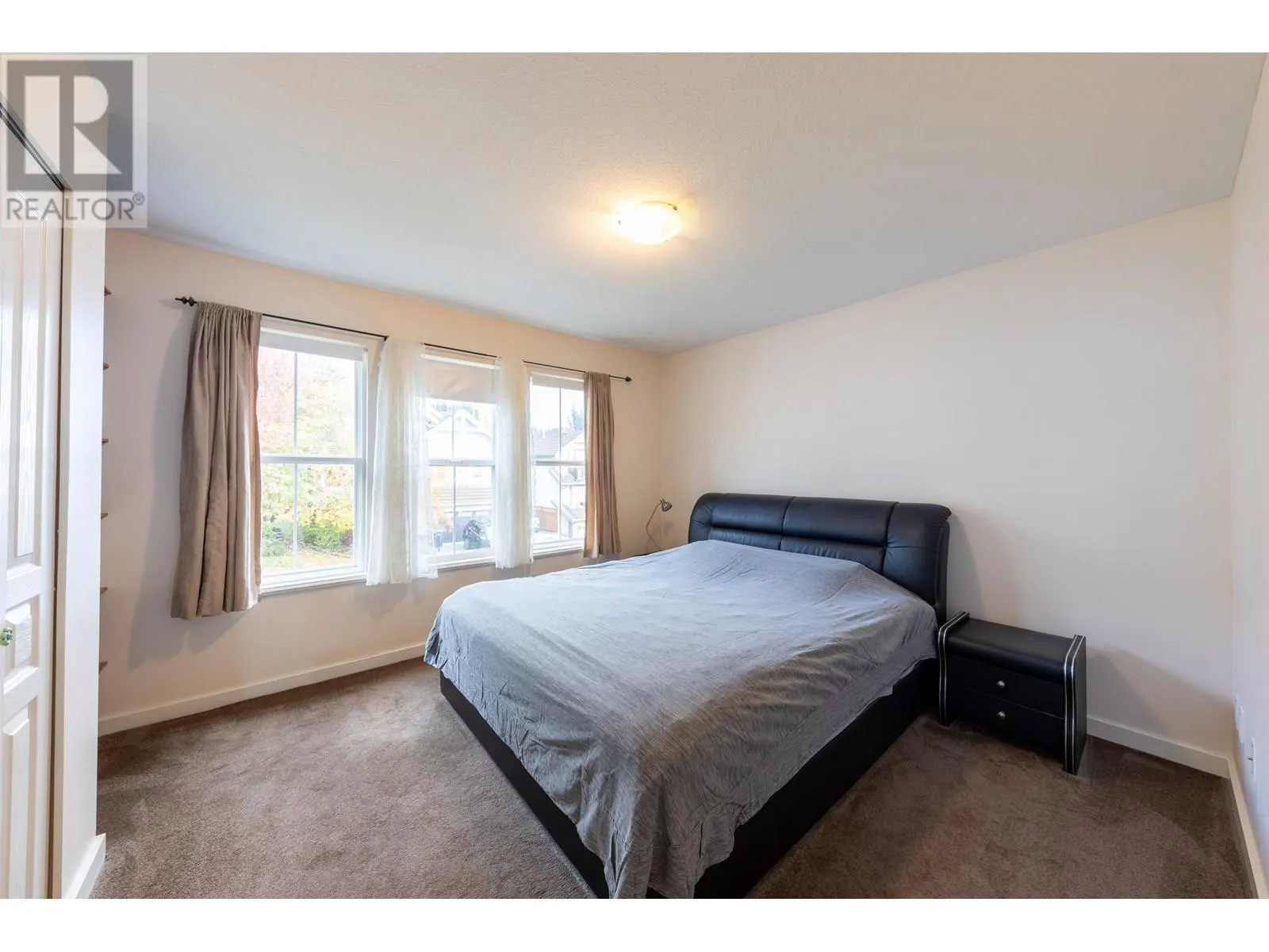 23 FERNWAY DRIVE