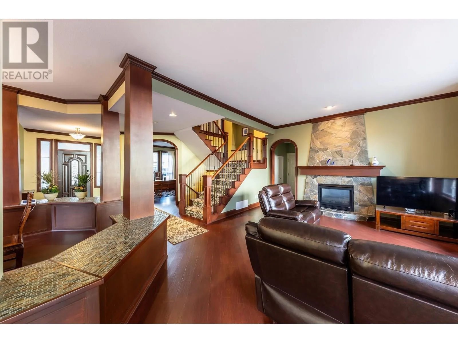 23 FERNWAY DRIVE