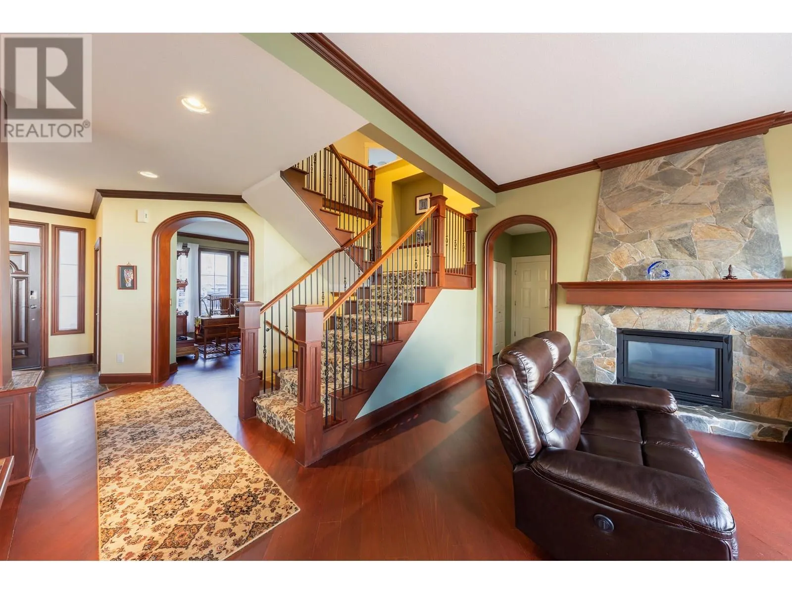 23 FERNWAY DRIVE