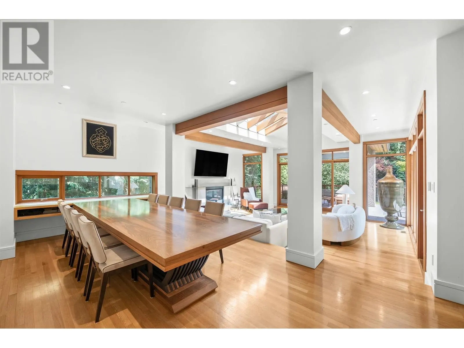 510 EASTCOT ROAD