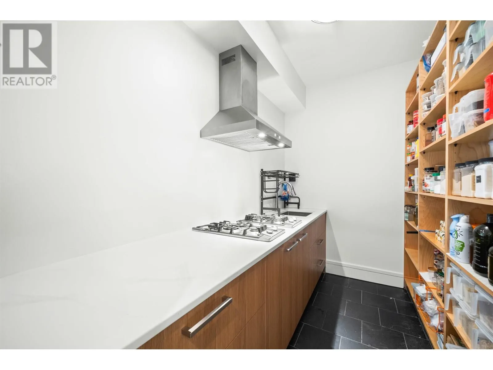 510 EASTCOT ROAD