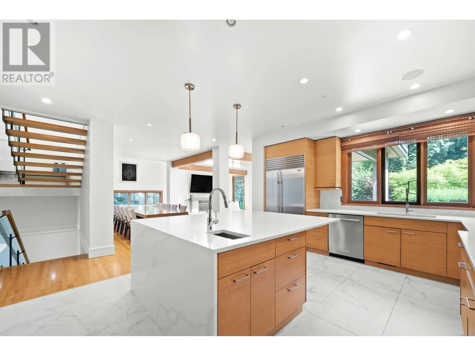 510 EASTCOT ROAD