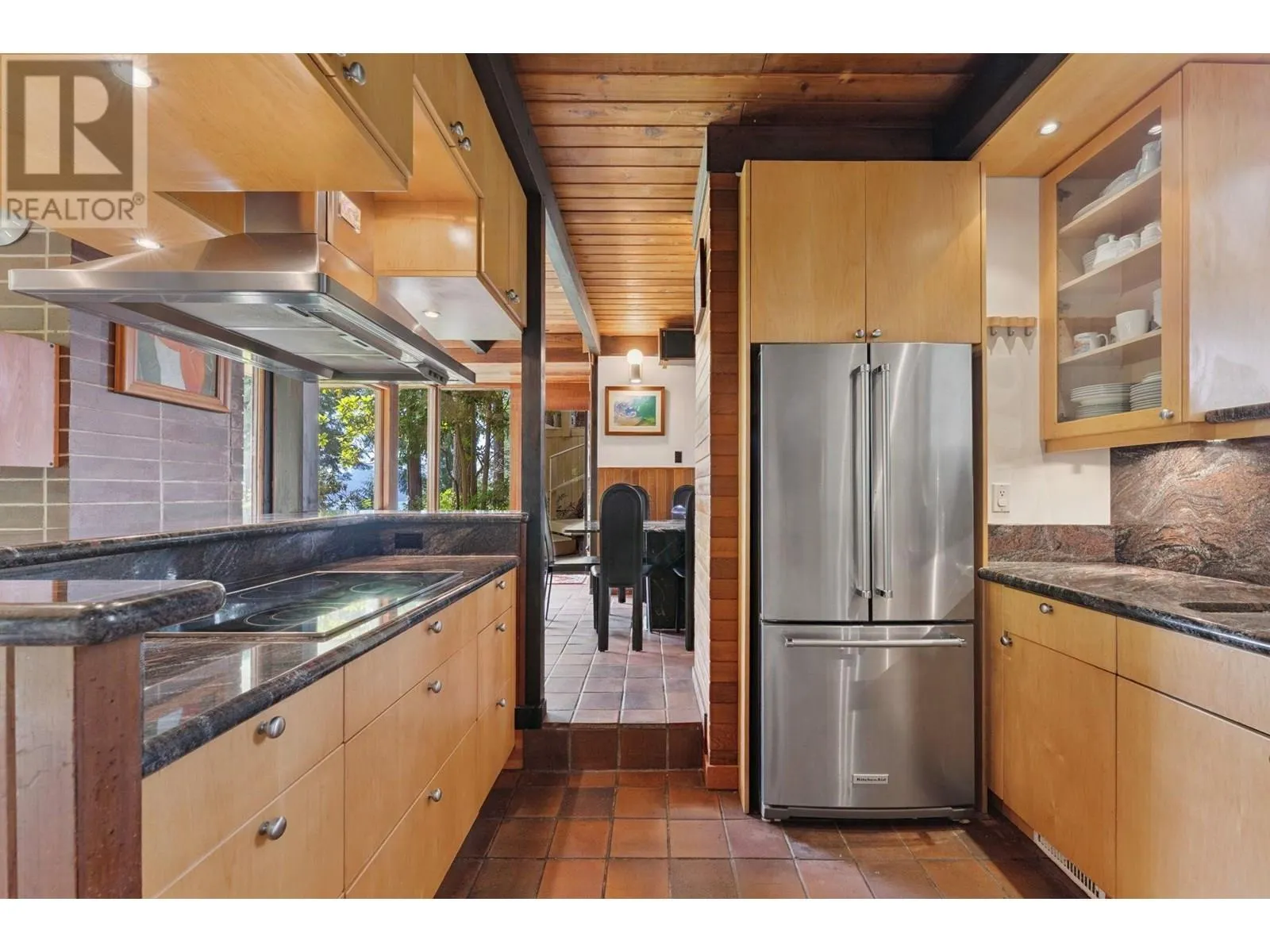 155 HIGHVIEW PLACE