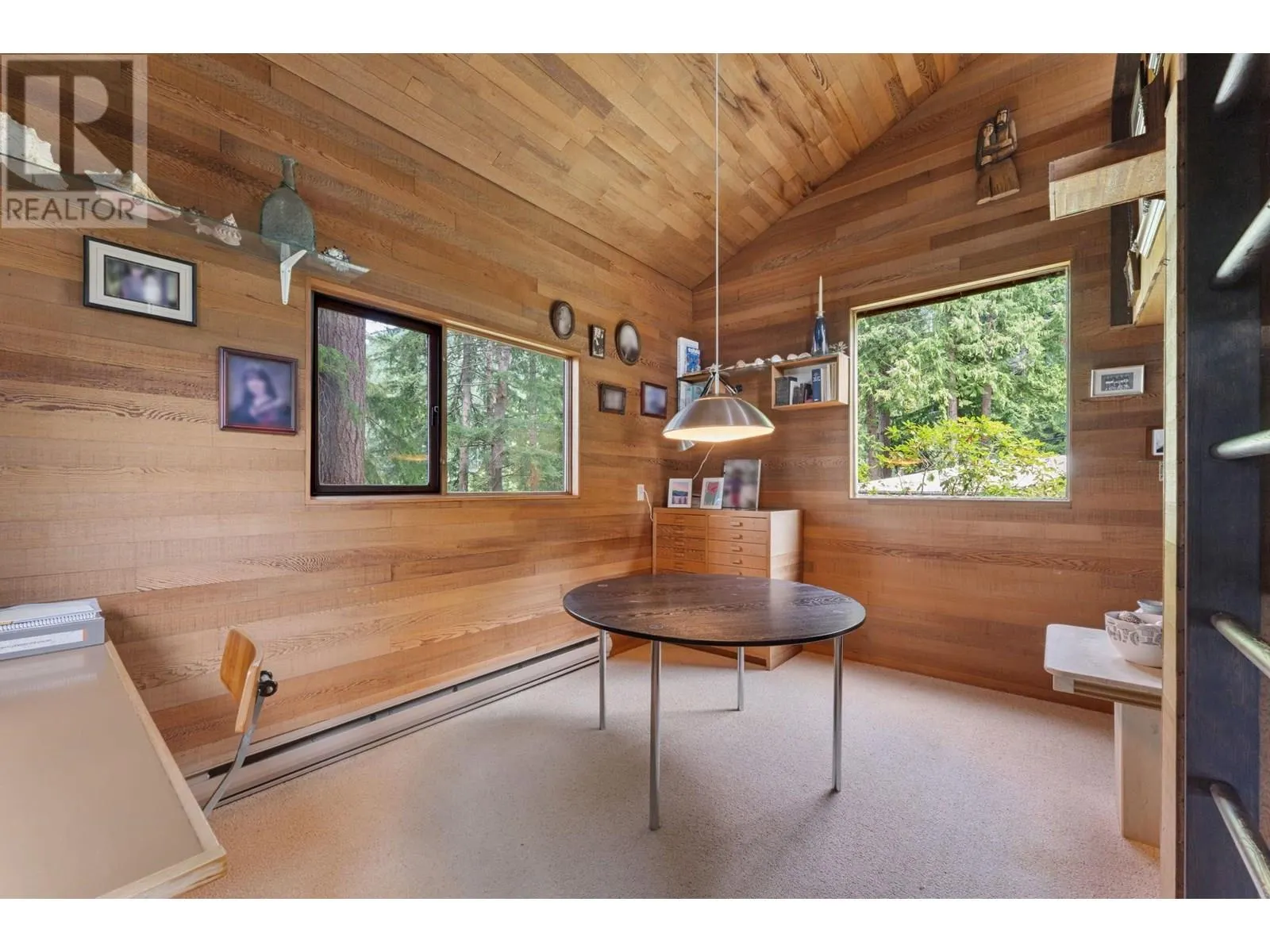 155 HIGHVIEW PLACE