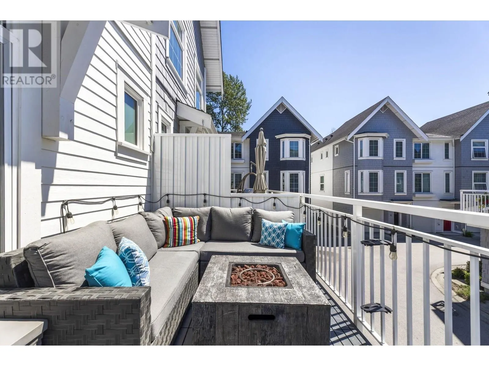 26 2560 PITT RIVER ROAD